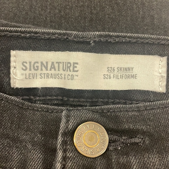 CLASSIC LEVIS HIGH RISE JEANS - Picture 4 of 5